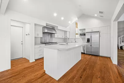718 Bermuda Street, Lakeway, TX 78734 - Photo 15
