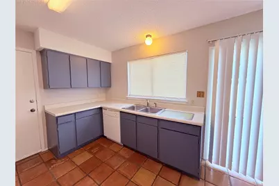 9611 Blue Creek Lane, Austin, TX 78758 - Photo 13