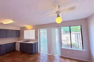 9611 Blue Creek Ln, Austin, TX 78758 - Photo 17