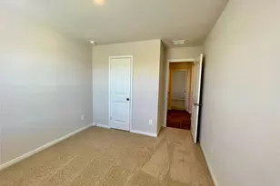 305 Darwin Pl, Lockhart, TX 78644 - Photo 19