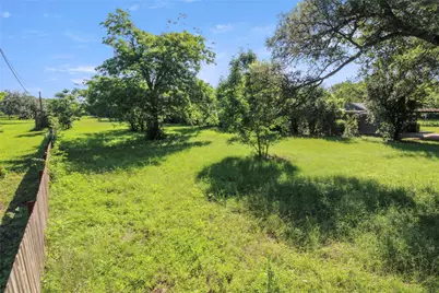 633 Uhland Road, San Marcos, TX 78666 - Photo 9