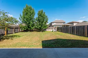 1318 Clark Brothers Dr, Buda, TX 78610 - Photo 37