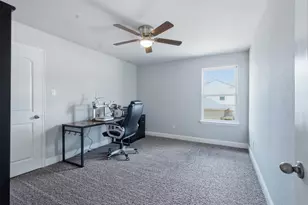 324 Stoney Point Rd, Austin, TX 78737 - Photo 17