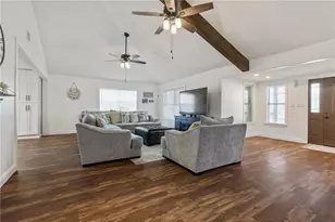 112 Old W Trail, Buda, TX 78610 - Photo 15