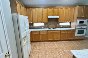 7303 2 Jacks Trail, Round Rock, TX 78681 - Photo 3