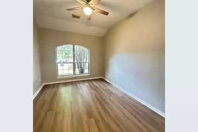 7303 Two Jacks Trail, Round Rock, TX 78681 - Photo 11