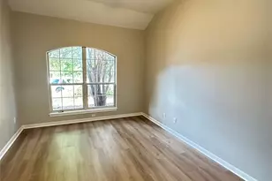 7303 2 Jacks Trail, Round Rock, TX 78681 - Photo 11