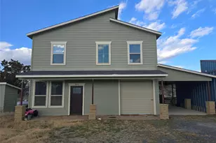 304 Spring St, Burnet, TX 78611 - Photo 3