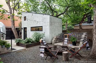 303 Navasota St, Austin, TX 78702 - Photo 19