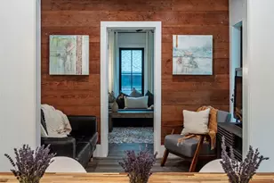 303 Navasota St, Austin, TX 78702 - Photo 5