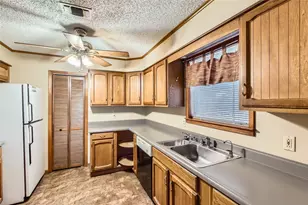 773 Lookout Dr, Canyon Lake, TX 78133 - Photo 21