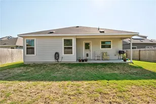 6813 Colorado Bluffs Rd, Austin, TX 78744 - Photo 15