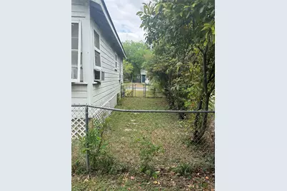 5702 Duval Street, Austin, TX 78752 - Photo 15