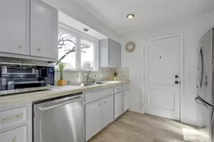 1503 Terrapin Ct, Austin, TX 78746 - Photo 7