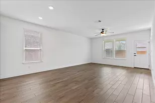 11905 Paseo de los Lagos Ln, Manor, TX 78653 - Photo 13