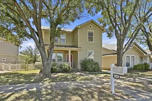 348 Sampson, Kyle, TX 78640 - Photo 3