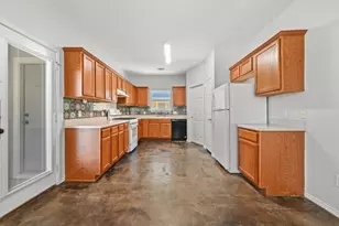 348 Sampson, Kyle, TX 78640 - Photo 11