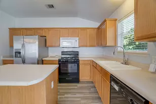 3310 Zinfandel Ln, Leander, TX 78641 - Photo 3