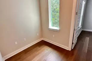 3108 E 51st St, Austin, TX 78723 - Photo 13
