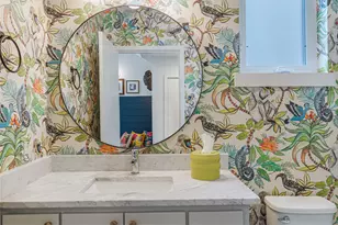 1105 W 39 1/2 St, Austin, TX 78756 - Photo 23