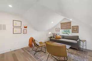 1105 W 39 1/2 St, Austin, TX 78756 - Photo 29