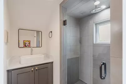 1105 W 39 1/2 Street #B, Austin, TX 78756 - Photo 31