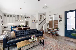 1105 W 39 1/2 St, Austin, TX 78756 - Photo 5