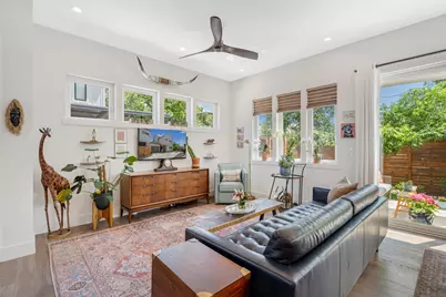 1105 W 39 1/2 Street #B, Austin, TX 78756 - Photo 7