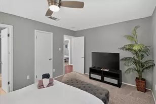 11815 Lochridge Dr, Austin, TX 78758 - Photo 17