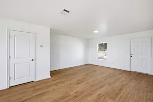 1013 Woodward Ct Ct, Jarrell, TX 76537 - Photo 17