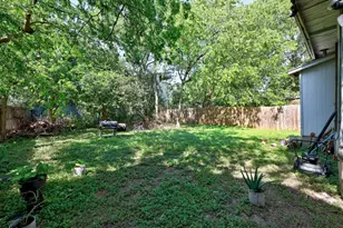2909 E 5th St., Austin, TX 78702 - Photo 5