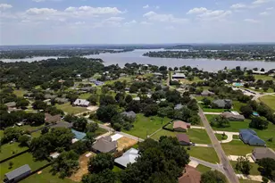 114 Wren St, Highland Haven, TX 78654 - Photo 7