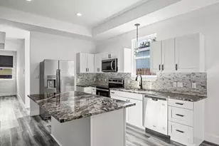 813 Chihuahua St, Lockhart, TX 78644 - Photo 9