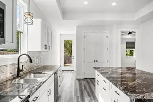 813 Chihuahua St, Lockhart, TX 78644 - Photo 11