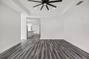 813 Chihuahua St, Lockhart, TX 78644 - Photo 7