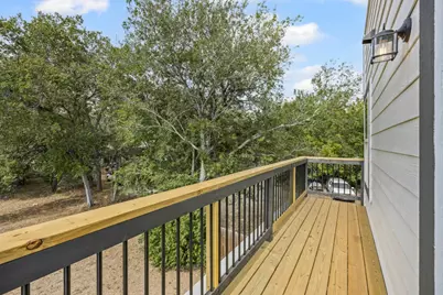 813 Chihuahua Street, Lockhart, TX 78644 - Photo 23