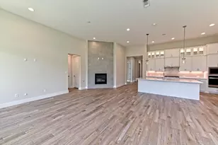 1221 Stormy Dr, Georgetown, TX 78633 - Photo 7