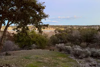 219 Venture Boulevard S, Point Venture, TX 78645 - Photo 5