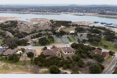 219 Venture Boulevard S, Point Venture, TX 78645 - Photo 33