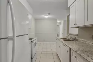 8904 Pineridge Dr, Austin, TX 78729 - Photo 15