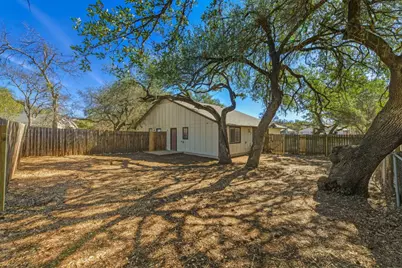 8904 Pineridge Drive #B, Austin, TX 78729 - Photo 31