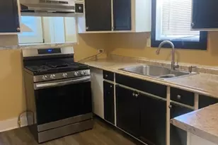 214 S Hackberry Ave, Luling, TX 78648 - Photo 19