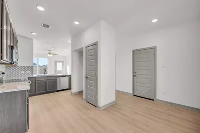 270 Boatright Boulevard, Jarrell, TX 76537 - Photo 21