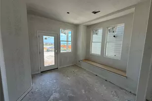 304 Leeland Dr, Liberty Hill, TX 78642 - Photo 7