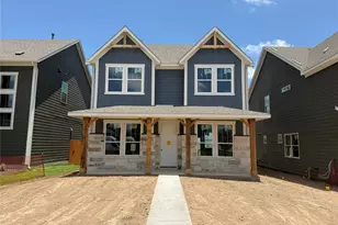 304 Leeland Dr, Liberty Hill, TX 78642 - Photo 23