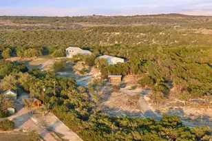 2025 Cripple Creek Stage Rd, Dripping Springs, TX 78620 - Photo 5