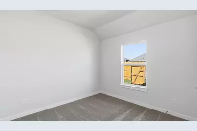 13433 Muny Parkway, Elgin, TX 78621 - Photo 17