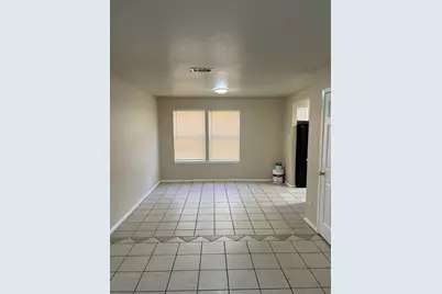 2212 Katy Lane #D, Georgetown, TX 78626 - Photo 7