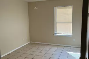 2212 Katy Ln, Georgetown, TX 78626 - Photo 5