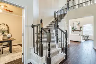 1301 Horseback Hollow, Austin, TX 78732 - Photo 5